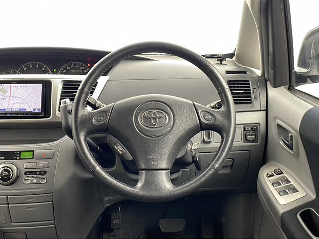 トヨタ ヴォクシー Z 煌 栃木県 2007(平19)年 9.4万km ブラック 社外メモリーナビ/・AM/FM/CD/DVD/ワンセグ/BT/ETC/純正マット/ドアバイザー/オートエアコン/保証書/取扱説明書