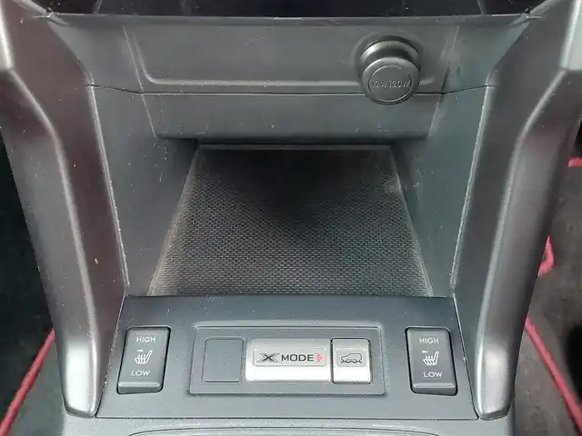 スバル フォレスター tS 東京都 2015(平27)年 9.5万km サテンホワイトパール 300台限定車/フロントスポイラー/専用ＢＢＳ製19インチアルミ/専用サスペンション/アイサイト/純正ダイアトーンサウンドナビ〔NR-MZ200PREMI〕/　・フルセグTV/　・Bluetooth接続/　・SDミュージックサーバー/　・CD/DVD再生/　・AM/FMラジオ/　・USB/アルパイン製フリップダウンモニター/バックカメラ/ビルトインETC/前後３６０°ドライブレコーダー〔ZDR037〕/社外ステアリング〔純正エアバッグ付き〕/ハーフレザーシート/シートヒーター/パワーシート/パワーリヤゲート/プッシュスタート/スマートキー×２/保証書/整備記録簿/取扱説明書