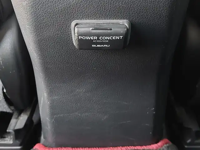 スバル フォレスター tS 東京都 2015(平27)年 9.5万km サテンホワイトパール 300台限定車/フロントスポイラー/専用ＢＢＳ製19インチアルミ/専用サスペンション/アイサイト/純正ダイアトーンサウンドナビ〔NR-MZ200PREMI〕/　・フルセグTV/　・Bluetooth接続/　・SDミュージックサーバー/　・CD/DVD再生/　・AM/FMラジオ/　・USB/アルパイン製フリップダウンモニター/バックカメラ/ビルトインETC/前後３６０°ドライブレコーダー〔ZDR037〕/社外ステアリング〔純正エアバッグ付き〕/ハーフレザーシート/シートヒーター/パワーシート/パワーリヤゲート/プッシュスタート/スマートキー×２/保証書/整備記録簿/取扱説明書