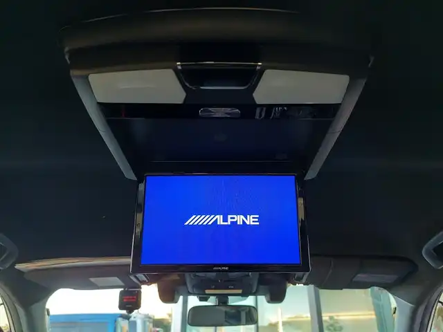 スバル フォレスター tS 東京都 2015(平27)年 9.5万km サテンホワイトパール 300台限定車/フロントスポイラー/専用ＢＢＳ製19インチアルミ/専用サスペンション/アイサイト/純正ダイアトーンサウンドナビ〔NR-MZ200PREMI〕/　・フルセグTV/　・Bluetooth接続/　・SDミュージックサーバー/　・CD/DVD再生/　・AM/FMラジオ/　・USB/アルパイン製フリップダウンモニター/バックカメラ/ビルトインETC/前後３６０°ドライブレコーダー〔ZDR037〕/社外ステアリング〔純正エアバッグ付き〕/ハーフレザーシート/シートヒーター/パワーシート/パワーリヤゲート/プッシュスタート/スマートキー×２/保証書/整備記録簿/取扱説明書