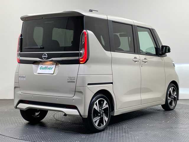 日産 ルークス HWS Gターボ プロパイロットED 愛媛県 2025(令7)年 0.5万km フローズンバニラパール ９型ナビ/フルセグ／Ｂｌｕｅｔｏｏｔｈ／ＵＳＢ/全方位カメラ/レーダークルーズコントロール/衝突軽減ブレーキ/ＥＴＣ/両側パワースライドドア/合皮シート/前後コーナーセンサー/レーンキープアシスト