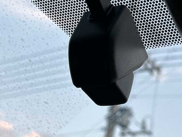 トヨタ ヴォクシー ZS 煌Ⅱ 沖縄県 2020(令2)年 4.6万km ブラック 純正ナビ/フルセグテレビ/バックカメラ/フリップダウンモニター/アイドリングストップ/クルーズコントロール/プッシュスタート/両側パワースライドドア/ETC/リアロールサンシェード/アダプティブハイビーム/コーナーセンサー/ドライブレコーダー/衝突被害軽減システム/スマートキー/Ｂｌｕｅｔｏｏｔｈ