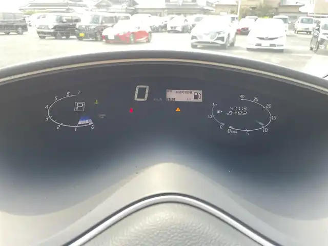日産 セレナ HWS S HV Vセレ +Sefty 熊本県 2014(平26)年 4.8万km ブリリアントシルバー 純正ナビ/・AM/FM/CD/DVD/SD/USB/iPod/AUX/BT/・フルセグTV/バックカメラ/アイドリングストップ/横滑り防止機能/レーンキープアシスト/エマージェンシーブレーキ/オートライト/・フォグランプ/・LEDライト/電動格納ミラー/・ウィンカーミラー/ドアバイザー/純正フロアマット/純正アルミホイール/スマートキー