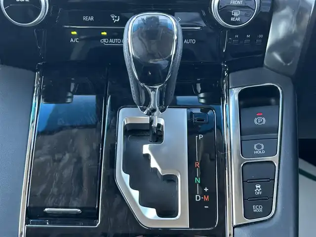 トヨタ ヴェルファイア Z Gエディション 兵庫県 2019(平31)年 6.1万km ホワイトパールクリスタルシャイン ALPINE11インチナビ/フルセグテレビ/BTオーディオ/ALPINEフリップダウンモニター/バックカメラ/モデリスタエアロ/パワーシート/シートベンチレーション/ステアリングヒーター/両側パワースライドドア/デジタルインナーミラー/電動パーキングブレーキ/オートホールド/LEDヘッドライト/純正18インチAW/スペアキー