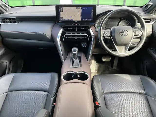 トヨタ ハリアー ハイブリッド Z レザーパッケージ 奈良県 2021(令3)年 2.7万km スレートグレーメタリック モデリスタフルエアロ/純正１２．３インチディスプレイオーディオ/（フルセグ/BT/AppleCarPlay/AndroidAuto)/ＪＢＬプレミアムサウンドシステム/レーダークルーズコントロール/アラウンドビューモニター/ブラインドスポットモニター/前後コーナーセンサー/プリクラッシュセーフティ/レーンキープアシスト/パワーバックドア/レザーシート/運転席メモリーシート/前席パワーシート/前席シートヒーター/前席エアーシート/ステアリングヒーター/デジタルインナーミラー/ＥＴＣ２．０/前方ドライブレコーダー/純正19インチAW/保証書/取り扱い説明書/スペアキーX1