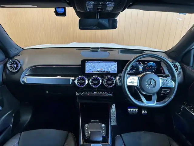 メルセデス・ベンツ Ｍ・ベンツ ＧＬＢ２００ｄ 4マチック AMGライン 宮城県 2021(令3)年 4.2万km デジタルホワイト アドバンスドパッケージ/レーダーセーフティパッケージ/ナビゲーションパッケージ/パノラミックスライディングルーフ/ヘッドアップディスプレイ/MBUX/フルセグTV/360°カメラシステム/ハーフレザーシート/シートヒーター/メモリ機能付きパワーシート/LEDヘッドライト/オートマチックハイビーム/キーレスゴー/パワーバックドア/アンビエントライト/19インチAW/ステアリングスイッチ/パドルシフト/ETC2.0車載器/ドライブレコーダー