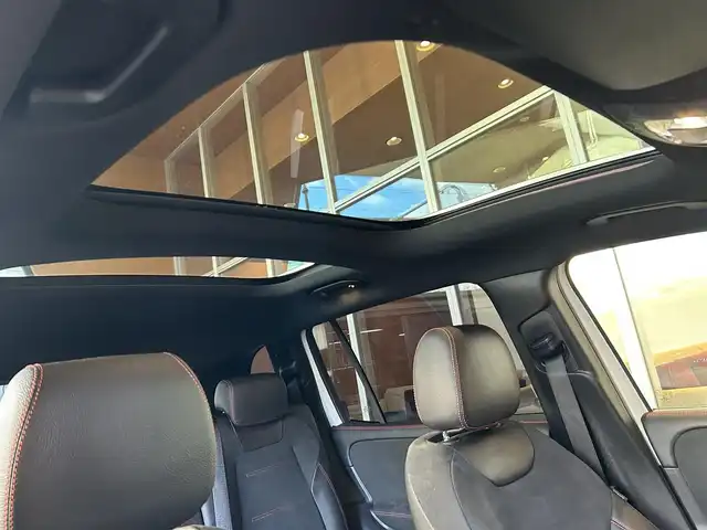 メルセデス・ベンツ Ｍ・ベンツ ＧＬＢ２００ｄ 4マチック AMGライン 宮城県 2021(令3)年 4.2万km デジタルホワイト アドバンスドパッケージ/レーダーセーフティパッケージ/ナビゲーションパッケージ/パノラミックスライディングルーフ/ヘッドアップディスプレイ/MBUX/フルセグTV/360°カメラシステム/ハーフレザーシート/シートヒーター/メモリ機能付きパワーシート/LEDヘッドライト/オートマチックハイビーム/キーレスゴー/パワーバックドア/アンビエントライト/19インチAW/ステアリングスイッチ/パドルシフト/ETC2.0車載器/ドライブレコーダー