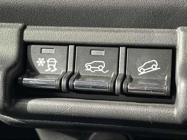 スズキ ハスラー HYBRID X 長野県 2023(令5)年 1.5万km ピュアホワイトP ４WD/衝突被害軽減システム/純正15インチアルミ/アイドリングストップ/パーキングアシスト/純正フロアマット/バイザー/シートヒーター/クルーズコントロール/保証書・取説・スペアキー