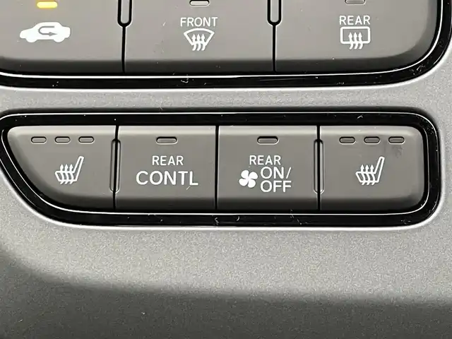 ホンダ フリード ハイブリット e:HEV クロスター 東京都 2025(令7)年 0.1千km ベージュ e:HEV クロスター　2LE40C3　6人　9インチナビ　LXM-242ZFNI(207680円)/登録済未使用車　/純正９型ナビ　/ホンダセンシング　/両側電動ドア　/ハーフレザー　/追従クルコン　/フルセグＴＶ　/Ｂｌｕｅｔｏｏｔｈ　/純正１５インチＡＷ　/LEDヘッド　/コーナーセンサー　/オートライト