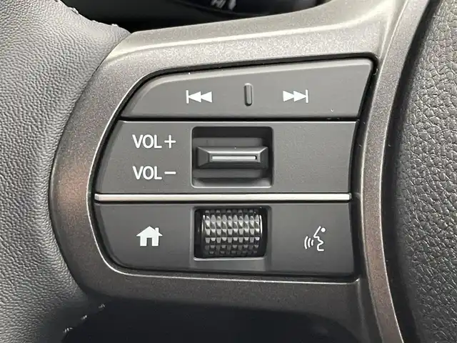 ホンダ フリード ハイブリット e:HEV クロスター 東京都 2025(令7)年 0.1千km ベージュ e:HEV クロスター　2LE40C3　6人　9インチナビ　LXM-242ZFNI(207680円)/登録済未使用車　/純正９型ナビ　/ホンダセンシング　/両側電動ドア　/ハーフレザー　/追従クルコン　/フルセグＴＶ　/Ｂｌｕｅｔｏｏｔｈ　/純正１５インチＡＷ　/LEDヘッド　/コーナーセンサー　/オートライト