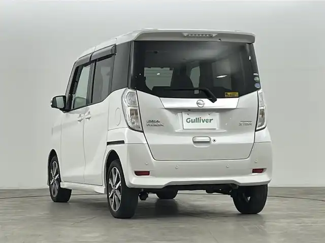 日産 デイズ ルークス ハイウェイスター Xターボ 福島県 2019(令1)年 2.2万km ホワイトパール 衝突軽減/・踏み間違い防止/・ヒルスタートアシスト/・車線逸脱警報/・クリアランスソナー/純正サイドエアロ/純正７インチナビ/・フルセグ/TV/BT/SD/CD/DVD/FM/AM/バックカメラ/・全方位カメラ/片側パワースライドドア/ベンチシート/・ロールサンシェード/・リアシーリングファン/LEDオートライト/・フォグライト/純正アルミホイール付きサマータイヤ/ETC/ドラレコ/アイドリングストップ/純正フロアマット/純正ドアバイザー/ウィンカーミラー/・オートミラー/プッシュスタート/・スマートキー
