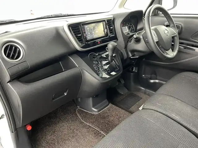 日産 デイズ ルークス ハイウェイスター Xターボ 福島県 2019(令1)年 2.2万km ホワイトパール 衝突軽減/・踏み間違い防止/・ヒルスタートアシスト/・車線逸脱警報/・クリアランスソナー/純正サイドエアロ/純正７インチナビ/・フルセグ/TV/BT/SD/CD/DVD/FM/AM/バックカメラ/・全方位カメラ/片側パワースライドドア/ベンチシート/・ロールサンシェード/・リアシーリングファン/LEDオートライト/・フォグライト/純正アルミホイール付きサマータイヤ/ETC/ドラレコ/アイドリングストップ/純正フロアマット/純正ドアバイザー/ウィンカーミラー/・オートミラー/プッシュスタート/・スマートキー