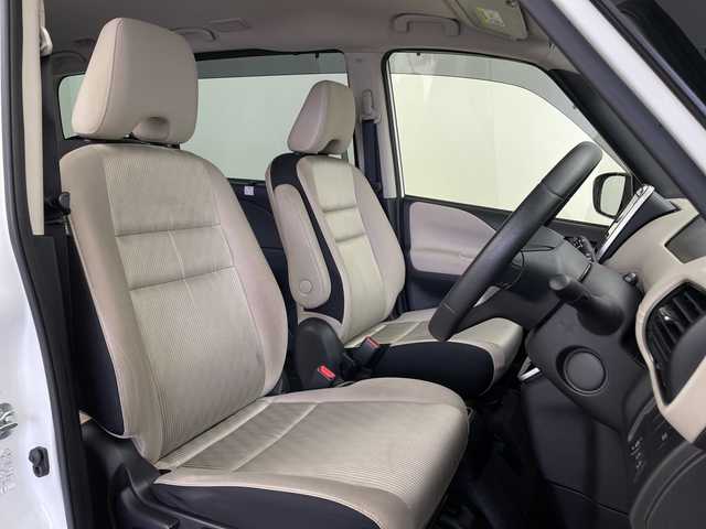 日産 セレナ e－パワー ハイウェイスター V 鹿児島県 2021(令3)年 4万km ブリリアントホワイトパール 2トーン 純正ナビ/（AM/FM/CD/DVD/Bluetooth)/フルセグTV/アラウンドビューモニター/フリップダウンモニター/プロパイロット/両側パワースライドドア/ハンズフリーオートスライド/前席シートヒーター/ステアリングヒーター/ステアリングリモコン/横滑り防止/衝突被害軽減ブレーキ/クルーズコントロール/レーンキープアシスト/オートライト/前後コーナーセンサー/LEDヘッドライト/フォグランプ/フロアマット/純正15インチアルミ/プッシュスタート