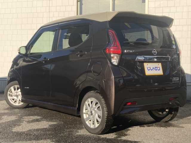 日産 デイズ HWS X プロパイロットED 三重県 2020(令2)年 9.5万km フローズンバニラパール/アッシュブラウンM (株)IDOMが運営する【じしゃロン四日市店】の自社ローン対象車両になります。こちらは現金ご利用時の価格です。自社ローンご希望の方は別途その旨お申付け下さい。/純正SDナビ（CD/DVD/BT/AM/FM）/フルセグTV/全方位カメラ/レーダークルーズコントロール/プロパイロット/衝突軽減システム/バックカメラ/レーンキープアシスト/ドライブレコーダー