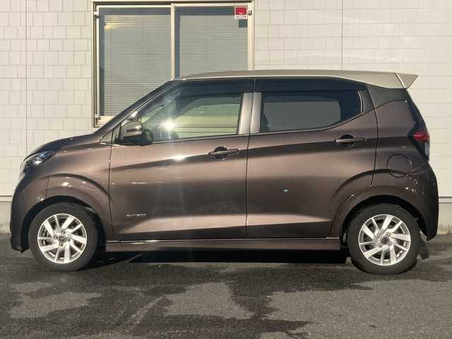 日産 デイズ HWS X プロパイロットED 三重県 2020(令2)年 9.5万km フローズンバニラパール/アッシュブラウンM (株)IDOMが運営する【じしゃロン四日市店】の自社ローン対象車両になります。こちらは現金ご利用時の価格です。自社ローンご希望の方は別途その旨お申付け下さい。/純正SDナビ（CD/DVD/BT/AM/FM）/フルセグTV/全方位カメラ/レーダークルーズコントロール/プロパイロット/衝突軽減システム/バックカメラ/レーンキープアシスト/ドライブレコーダー