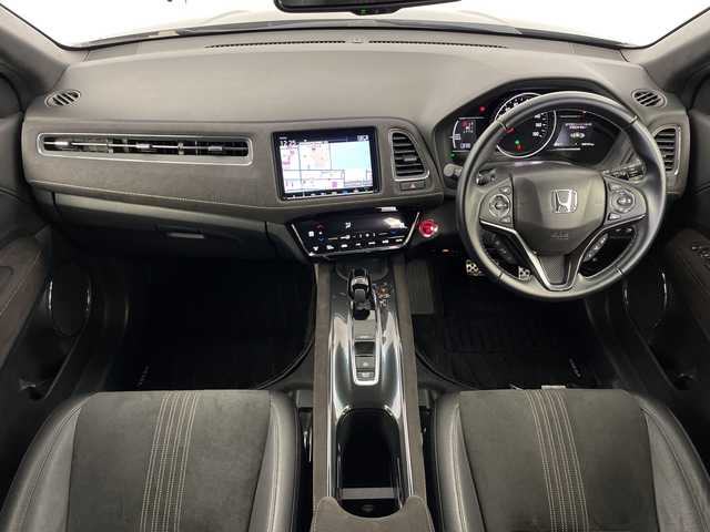 ホンダ ヴェゼル ハイブリッド RS ホンダセンシング 鹿児島県 2018(平30)年 4.9万km オーロラアメジストメタリック ホンダセンシング/・衝突軽減ブレーキ/・誤発進抑制機能/・アダプティブクルーズコントロール/・車線維持支援システム/純正SDリナビ/CD/DVD/BT/フルセグTV/バックカメラ/LEDオートライト/フォグランプ/合皮ハーフレザーシート/シートヒーター/純正18インチアルミホイール/パドルシフト/アイドリングストップ/スマートキー/ビルトインETC