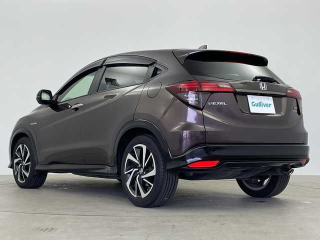 ホンダ ヴェゼル ハイブリッド RS ホンダセンシング 鹿児島県 2018(平30)年 4.9万km オーロラアメジストメタリック ホンダセンシング/・衝突軽減ブレーキ/・誤発進抑制機能/・アダプティブクルーズコントロール/・車線維持支援システム/純正SDリナビ/CD/DVD/BT/フルセグTV/バックカメラ/LEDオートライト/フォグランプ/合皮ハーフレザーシート/シートヒーター/純正18インチアルミホイール/パドルシフト/アイドリングストップ/スマートキー/ビルトインETC