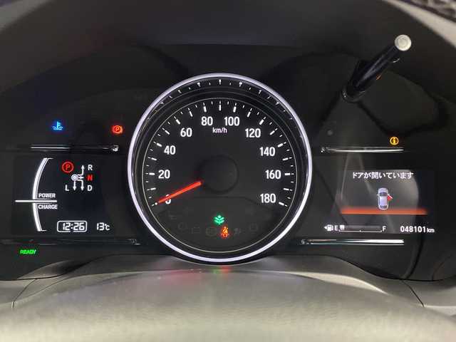 ホンダ ヴェゼル ハイブリッド RS ホンダセンシング 鹿児島県 2018(平30)年 4.9万km オーロラアメジストメタリック ホンダセンシング/・衝突軽減ブレーキ/・誤発進抑制機能/・アダプティブクルーズコントロール/・車線維持支援システム/純正SDリナビ/CD/DVD/BT/フルセグTV/バックカメラ/LEDオートライト/フォグランプ/合皮ハーフレザーシート/シートヒーター/純正18インチアルミホイール/パドルシフト/アイドリングストップ/スマートキー/ビルトインETC