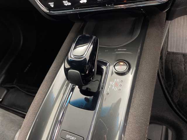 ホンダ ヴェゼル ハイブリッド RS ホンダセンシング 鹿児島県 2018(平30)年 4.9万km オーロラアメジストメタリック ホンダセンシング/・衝突軽減ブレーキ/・誤発進抑制機能/・アダプティブクルーズコントロール/・車線維持支援システム/純正SDリナビ/CD/DVD/BT/フルセグTV/バックカメラ/LEDオートライト/フォグランプ/合皮ハーフレザーシート/シートヒーター/純正18インチアルミホイール/パドルシフト/アイドリングストップ/スマートキー/ビルトインETC