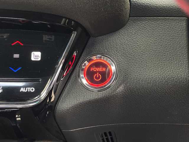 ホンダ ヴェゼル ハイブリッド RS ホンダセンシング 鹿児島県 2018(平30)年 4.9万km オーロラアメジストメタリック ホンダセンシング/・衝突軽減ブレーキ/・誤発進抑制機能/・アダプティブクルーズコントロール/・車線維持支援システム/純正SDリナビ/CD/DVD/BT/フルセグTV/バックカメラ/LEDオートライト/フォグランプ/合皮ハーフレザーシート/シートヒーター/純正18インチアルミホイール/パドルシフト/アイドリングストップ/スマートキー/ビルトインETC