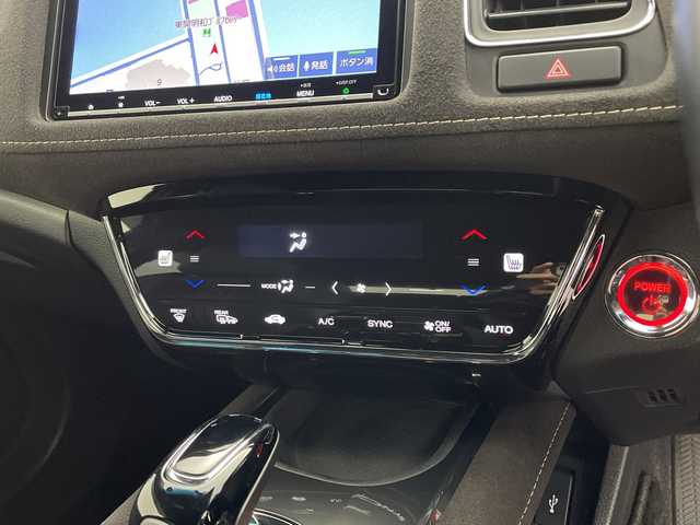 ホンダ ヴェゼル ハイブリッド RS ホンダセンシング 鹿児島県 2018(平30)年 4.9万km オーロラアメジストメタリック ホンダセンシング/・衝突軽減ブレーキ/・誤発進抑制機能/・アダプティブクルーズコントロール/・車線維持支援システム/純正SDリナビ/CD/DVD/BT/フルセグTV/バックカメラ/LEDオートライト/フォグランプ/合皮ハーフレザーシート/シートヒーター/純正18インチアルミホイール/パドルシフト/アイドリングストップ/スマートキー/ビルトインETC