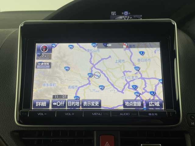 トヨタ エスクァイア ハイブリッド Gi 埼玉県 2015(平27)年 5.2万km スパークリングブラックパールクリスタルシャイン 純正9インチナビ　NSZT-Y64T/(Bluetooth/CD/DVD/AM/FM)/地デジフルセグ/バックカメラ/前後ドライブレコーダー/ETC/クルーズコントロール/運転席・助手席シートヒーター/ワイヤレス充電/プッシュスタート/ステアリングリモコン/両側パワースライドドア/ロールサンシェード/ウィンカーミラー/電動格納ミラー/フロントフォグランプ/純正フロアマット/純正ドアバイザー/純正15インチアルミホイール