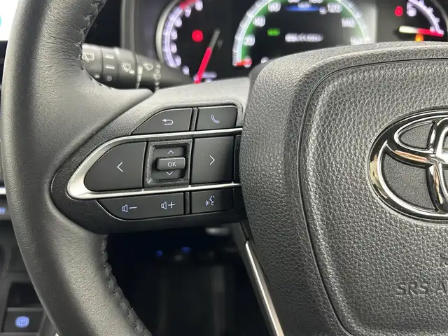 トヨタ ノア S－Z 熊本県 2022(令4)年 0.9万km ホワイトパールクリスタルシャイン 禁煙車　/モデリスタエアロ（Ｆ）/純正１０．５インチディスプレイオーディオ（ApplCarPlay・AndroidAuto・フルセグ・BT・HDMI・USB）　/純正13.2インチフリップダウンモニター　/レーダークルーズコントロール/バックカメラ　/ＥＴＣ２．０　/両側パワースライドドア　/前後クリアランスソナー　/前席シートヒーター/衝突軽減ブレーキ/駐車時支援パーキングサポートシステム/レーンキープアシスト/横滑り防止/前後クリアランスソナー/パーキングアシスト/ハーフレザーシート/社外フロアマット/純正17インチAW/オートライト/オートマチックハイビーム/フォグライト/スマートキー/プッシュスタート/スペアキー1本/保証書/取扱説明書