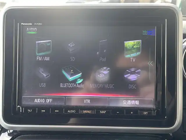 スズキ スペーシア カスタム HYBRID XS 佐賀県 2021(令3)年 6.4万km スチールシルバーM デュアルセンサーブレーキサポート/リアセンサー/レーダークルーズコントロール/純正8型SDナビ/・バックカメラ/・フルセグTV/BT/CD/DVD/前後ドライブレコーダー/両側パワースライドドア/純正15インチAW/LEDヘッドライト/オートライト/フォグランプ/ハーフレザーシート（合皮）/D席シートヒーター/ETC/革巻きステアリング/ヘッドアップディスプレイ/リアサーキュレーター/リアサンシェード/リアシートテーブル/プッシュスタート/スペアキー×1