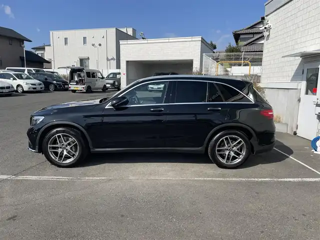 メルセデス・ベンツ ＧＬＣ２２０ d 4マチックスポーツ 神奈川県 2019(平31)年 5.1万km 黒