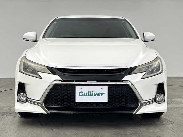 トヨタ マークＸ 250G Sパッケージ G’s 兵庫県 2013(平25)年 6.4万km ホワイトパールクリスタルシャイン ・社外8インチSDナビ/CD/DVD/SD/BT/TV/・ビルトインETC/・クルーズコントロール/・パドルシフト/・G’zハーフレザーシート/・G’zエアロ/・G’z19インチAW/・柿本改マフラー/・社外9インチ後席モニター/・スマートエントリーシステム/・エアバッグ（運転席・助手席・サイド・カーテン）/・HIDヘッドライト/・革巻きステアリング/・専用スポーツシート/・アルミペダル