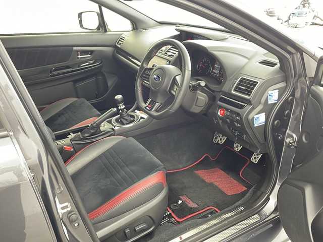 スバル ＷＲＸ ＳＴＩ STI タイプS 兵庫県 2020(令2)年 5.7万km マグネタイトグレーメタリック ・ワンオーナー車/・純正ナビ/TV/CD/DVD/BT/Blue-ray/SD/USB/iPod/・ビルトインETC2.0/・Stiアンダーエアロ/・バックカメラ/・SI-DRIVE/・ドライブレコーダー/・ビルトインETC2.0/・RECAROシート/・前席パワーシート/・前席シートヒーター/・AAC/・BSM/・ABS/・アドバンストセーフティーパッケージ/・レーンキープアシスト/・衝突軽減システム/・盗難防止機能/・LEDヘッドライト/・オートライト/・オートマチックハイビーム/・プッシュスタート/・スマートキー/・純正フロアマット/・Wエアバッグ