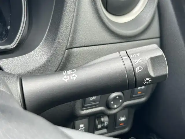 日産 ノート X エマージェンシーブレーキ 東京都 2014(平26)年 6.6万km シャイニングブルー 純正SDナビ【MC314D-W】/(DVD/フルセグTV/Bluetooth/USB)/アラウンドビューモニター/ETC/エマージェンシーブレーキ/車線逸脱警報/横滑り防止機能/踏み間違い防止機能/盗難防止装置/コーナーセンサー/自動防眩ミラー/スマートキー/純正フロアマット/保証書/記録簿/取扱説明書
