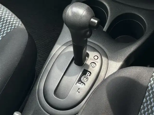 日産 ノート X エマージェンシーブレーキ 東京都 2014(平26)年 6.6万km シャイニングブルー 純正SDナビ【MC314D-W】/(DVD/フルセグTV/Bluetooth/USB)/アラウンドビューモニター/ETC/エマージェンシーブレーキ/車線逸脱警報/横滑り防止機能/踏み間違い防止機能/盗難防止装置/コーナーセンサー/自動防眩ミラー/スマートキー/純正フロアマット/保証書/記録簿/取扱説明書