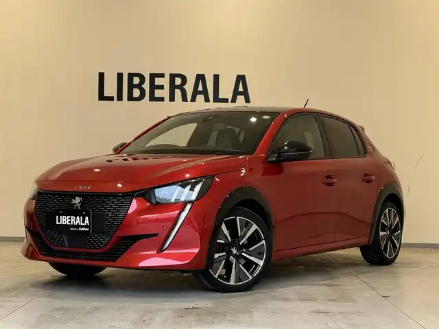 プジョー ２０８ GT ライン 熊本県 2020(令2)年 0.1万km未満 赤 純正メモリナビ（Bluetooth、AppleCarPlay）/バックカメラ/ワイヤレス充電/コーナーセンサー/ハーフレザーシート/純正17インチアルミホイール/LEDヘッドライト/ETC
