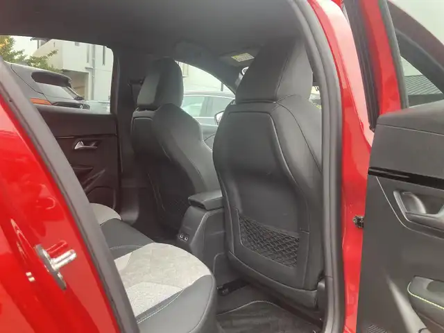 プジョー ２０８ GT ライン 熊本県 2020(令2)年 0.1万km未満 赤 純正メモリナビ（Bluetooth、AppleCarPlay）/バックカメラ/ワイヤレス充電/コーナーセンサー/ハーフレザーシート/純正17インチアルミホイール/LEDヘッドライト/ETC