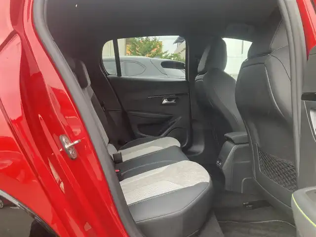 プジョー ２０８ GT ライン 熊本県 2020(令2)年 0.1万km未満 赤 純正メモリナビ（Bluetooth、AppleCarPlay）/バックカメラ/ワイヤレス充電/コーナーセンサー/ハーフレザーシート/純正17インチアルミホイール/LEDヘッドライト/ETC
