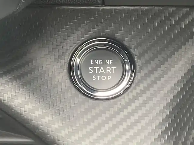 プジョー ２０８ GT ライン 熊本県 2020(令2)年 0.1万km未満 赤 純正メモリナビ（Bluetooth、AppleCarPlay）/バックカメラ/ワイヤレス充電/コーナーセンサー/ハーフレザーシート/純正17インチアルミホイール/LEDヘッドライト/ETC