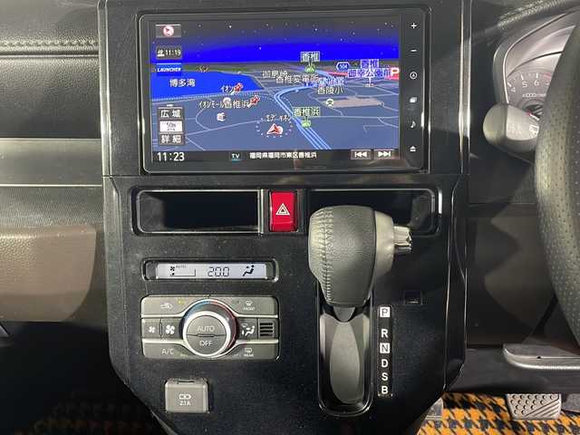 ダイハツ トール G 福岡県 2021(令3)年 3.9万km ブラックマイカメタリック ・純正ナビ/・CD/DVD/・Bluetooth/・iPod/・フルセグTV/・Bカメラ/・アイドリングストップ/・横滑り防止システム/・衝突軽減ブレーキシステム/・パーキングアシスト