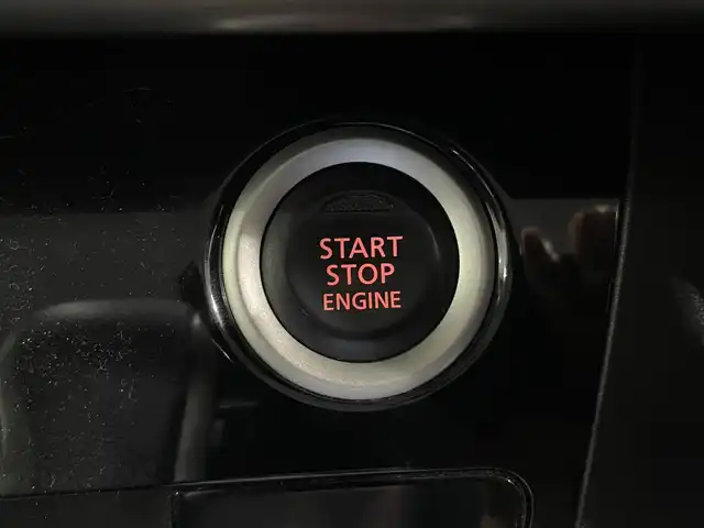 日産 デイズ ルークス HWS X Vセレクション 沖縄県 2018(平30)年 5万km ホワイトパール (株)IDOMが運営する【じしゃロンコザ店】の自社ローン専用車両になりますこちらは現金またはオートローンご利用時の価格です。自社ローンご希望の方は別途その旨お申付け下さい/・本土仕入/・純正ナビ/・Bluetooth接続/・DVD再生/・TV/・全方位カメラ/・バックカメラ/・両側パワースライドドア/・スマートキー/・プッシュスタート/・ETC/・純正アルミホイール/・オートライト