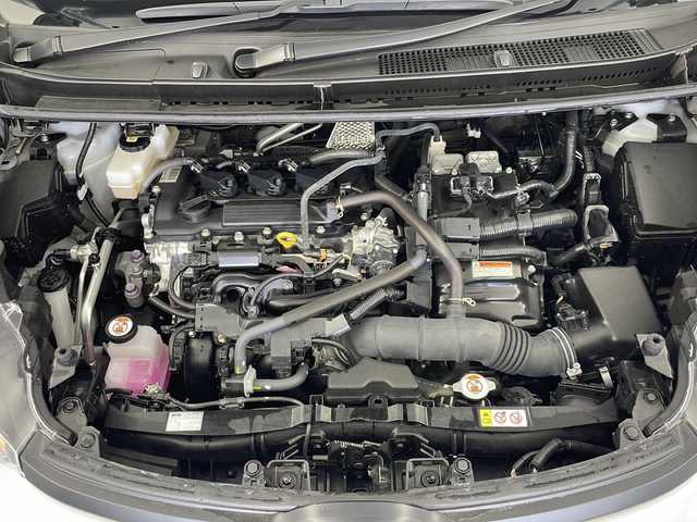 トヨタ シエンタ ハイブリッド Z 岐阜県 2023(令5)年 1.8万km ホワイトパールクリスタルシャイン メーカーナビ　/フルセグＴＶ　/バックモニター　/両側パワースライドドア　/トヨタセーフティセンス　/スマートキー　/追従型クルーズコントロール　/ＬＥＤヘッドライト　/エンジンスタートボタン　/オートライト/衝突軽減ブレーキ/レーンキープアシスト/コーナセンサー/盗難防止装置