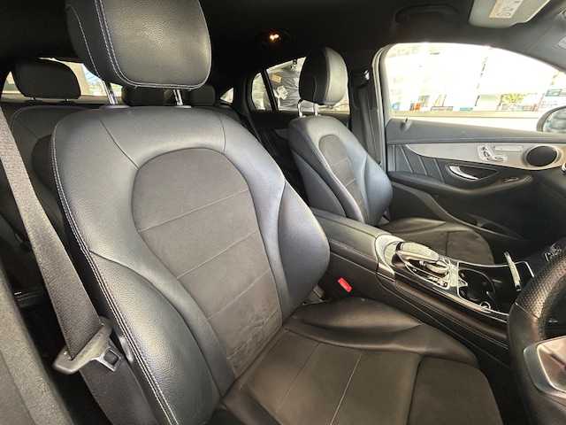 メルセデス・ベンツ ＧＬＣ２２０ d 4マチック クーペ スポーツ 宮城県 2017(平29)年 9.6万km ポーラホワイト 4WD/純正メーカーメモリナビ/アラウンドビューモニター/ハーフレザーシート/前席パワーシート/全席シートヒーター/パワーバックドア/クルーズコントロール/レーンアシスト/衝突被害軽減システム/ブラインドスポットモニター/LEDオートヘッドライト/コーナーセンサー/純正夏タイヤ19インチ/ETC/前後ドライブレコーダー/保証書・記録簿・取扱説明書