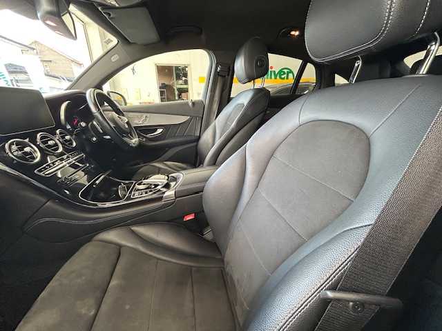 メルセデス・ベンツ ＧＬＣ２２０ d 4マチック クーペ スポーツ 宮城県 2017(平29)年 9.6万km ポーラホワイト 4WD/純正メーカーメモリナビ/アラウンドビューモニター/ハーフレザーシート/前席パワーシート/全席シートヒーター/パワーバックドア/クルーズコントロール/レーンアシスト/衝突被害軽減システム/ブラインドスポットモニター/LEDオートヘッドライト/コーナーセンサー/純正夏タイヤ19インチ/ETC/前後ドライブレコーダー/保証書・記録簿・取扱説明書