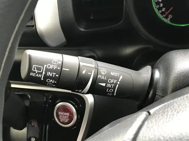 ホンダ Ｎ ＢＯＸ G Lパッケージ 富山県 2015(平27)年 5万km スマートブラック 〇社外ナビ/〇フルセグTV/〇パワースライドドア（片側）/〇バックカメラ/〇ETC/〇アイドリングストップ/〇ハロゲンヘッドランプ/〇純正14インチフルホイールキャップ/〇ウレタン製ステアリングホイール/〇ステアリングスイッチ/〇オートエアコン/〇シートヒーター/〇プッシュエンジンスタート/スマートキーシステム/〇禁煙車