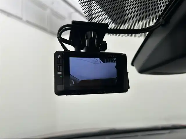 トヨタ シエンタ G 大阪府 2016(平28)年 2万km レッドマイカM 純正ナビ(フルセグ/DVD再生/Bluetooth) バックカメラ ETC 両側パワースライドドア 衝突軽減 トヨタセーフティセンス オートライト スマートキー 前後ドラレコ