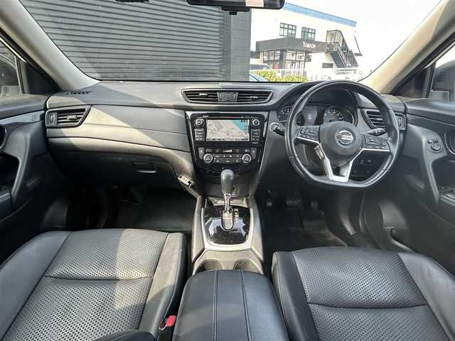 日産 エクストレイル ハイブリッド 20X 三重県 2018(平30)年 13.6万km ブリリアントホワイトパール 禁煙車/純正SDナビ/前後ドライブレコーダー/ZDR-015/レーダークルーズコントロール/エマージェンシーブレーキ/ETC/RAYSアルミ/Bluetooth/USB/AUX