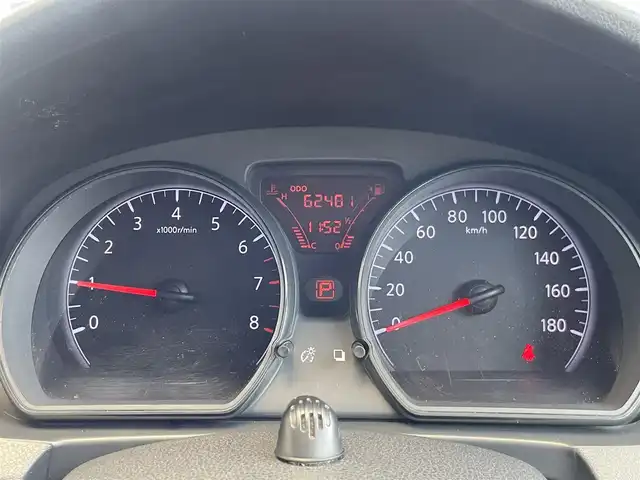 日産 ノート X 埼玉県 2013(平25)年 6.3万km ダークメタルグレー /純正メモリナビ//ワンセグTV//バックカメラ//CD/AUX//スマートキー×2//ETC//アイドリングSTOP//Wエアバッグ//ABS//プライバシーガラス//ドアバイザー//社外15インチAW//新車時保証書//取扱説明書