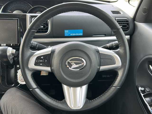 ダイハツ タント カスタム RS トップED SAⅡ 大阪府 2015(平27)年 3.9万km パールホワイトⅢ スマアシ２　社外８型ナビ　ＣＤ　ＤＶＤ　ＢＴ　ＨＤＭＩ　フルセグＴＶ　バックカメラ　両側パワースライドドア　ドラレコ　ＥＴＣ　ＬＥＤオートライト　後席シェード　アイドリングＳＴＯＰ　ハーフレザーシート　フォグ　スマートキー