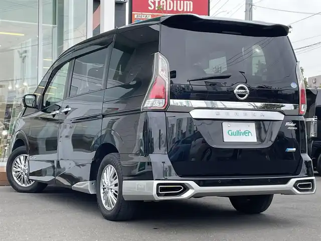 日産 セレナ ライダー 道央・札幌 2016(平28)年 8.7万km ダイヤモンドブラック ・４WD/・衝突軽減ブレーキ/・純正SDナビ/　CD＆DVD＆HDMI＆TV/・全方位カメラ/・バックカメラ/・フロントカメラ/・サイドカメラ/・プロパイロット/・パーキングアシスト/・両側パワースライドドア/・コーナーセンサー/・レーンキープアシスト/・純正フリップダウンモニター/・プッシュスタート/・スマートキー/・オートライト/・オートエアコン/・電動格納ミラー/・前後ドライブレコーダー/・ビルトインETC/・純正フロアマット/・ドアバイザー/・ウィンカーミラー/・フォグライト/・スペアキー
