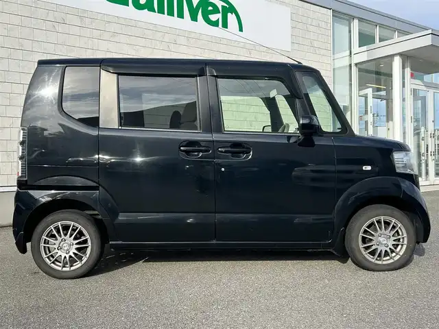 ホンダ Ｎ ＢＯＸ G Lパッケージ 山形県 2013(平25)年 9.4万km クリスタルブラックパール 社外ナビ/・フルセグTV/AM/FM/DVD/4WD/片側パワースライドドア/横滑り防止装置/アイドリングストップ/ETC/純正フロアマット/ドアバイザー/スマートキー/冬タイヤ積載
