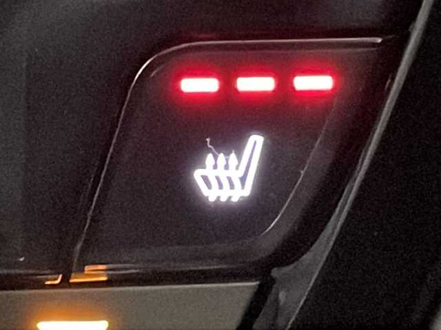 ホンダ ヴェゼル ハイブリッド e:HEV Z 広島県 2025(令7)年 0.1千km クリスタルブラックパール 登録済未使用車（5km）/9型Honda CONNECTディスプレイ/パワーテールゲート/ハーフレザーシート/シートヒーター/ステアリングヒーター/ホンダセンシング/・衝突軽減ブレーキ/・誤発進抑制機能/・レーンキープアシスト/・パーキングセンサー/・アダプティブクルーズコントロール/・アダプティブドライビングビーム/・ブラインドスポットインフォメーション/バックカメラ/減速セレクター/ヒルディセントコントロール/電動パーキングブレーキ/オートブレーキホールド/LEDヘッドランプ/オートライト/ETC2.0/ワイヤレス充電/USB入力端子